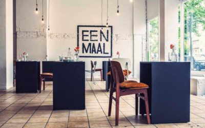Mesa para uno, comer solos no es un drama