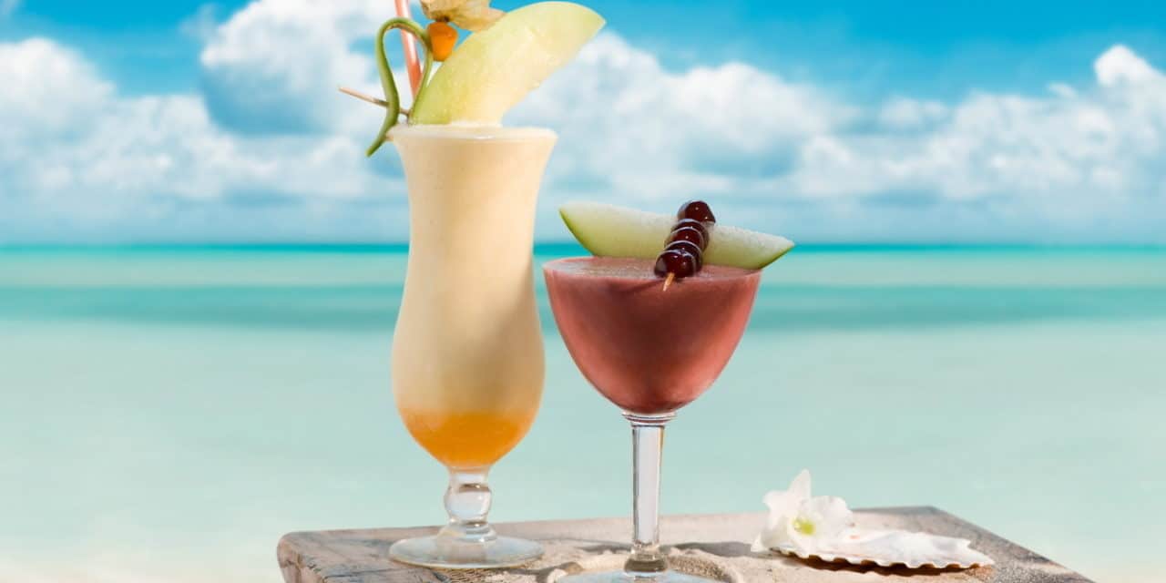 Una cena de verano perfecta: cena y cocktail