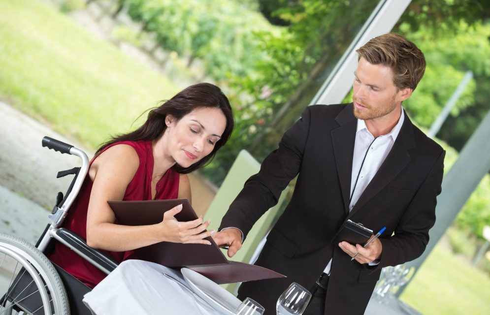 Clientes con necesidades especiales en tu restaurante