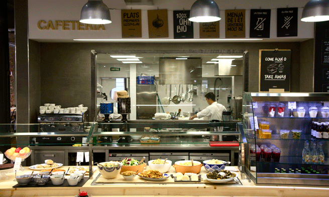 supermercado con restaurante
