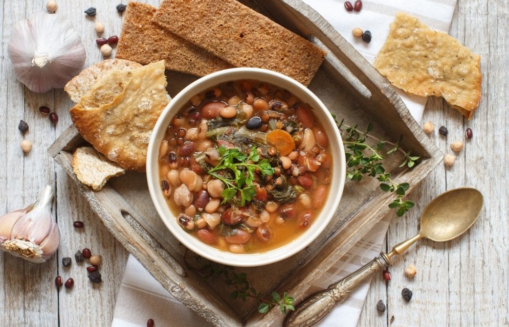 El mejor potaje y otras recetas de Semana Santa para tu restaurante