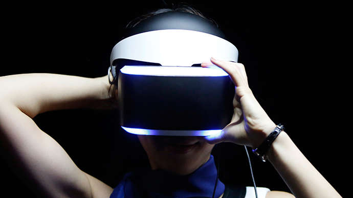 La realidad virtual, los clientes en todo el mundo interactúan a la vez