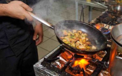 Técnicas culinarias: ¿cómo saltear en una sartén como un chef?