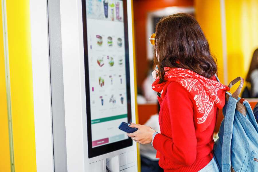 Restaurantes y coronavirus: kioskos de autopedido para tu restaurante