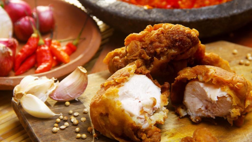 ¿Cómo ofrecer el mejor pollo frito a tus clientes? 1 Pollo rebozado