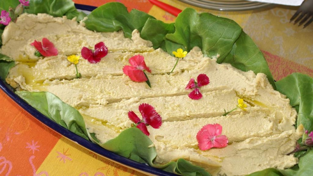 Flores comestibles, un plus para tu oferta gastronómica 1 Plato con flores