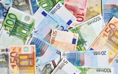 ¿Cómo detectar billetes falsos en tu negocio de hostelería?