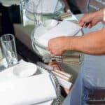 Materiales que mejor resisten el uso intensivo en hostelería